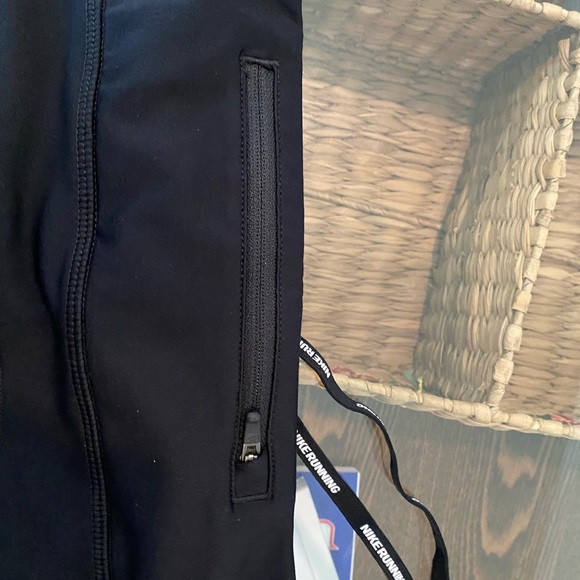 Nike black running Dri-fit capri - Picture 9 of 12